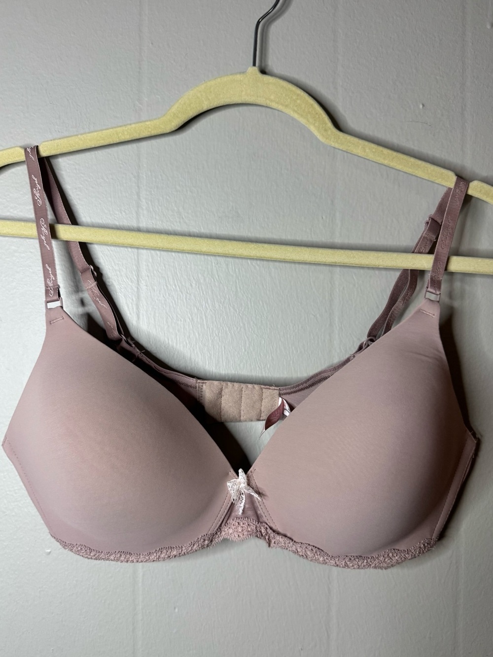 Victoria's Secret Angels No Wire Everyday Smooth T-Shirt Bra - Dusty Rose 36C